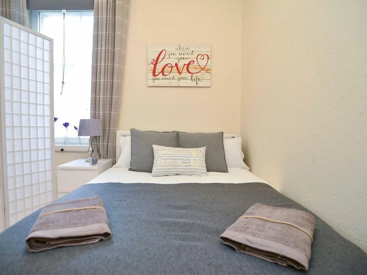 Dunbar Street Apartments 阿伯丁